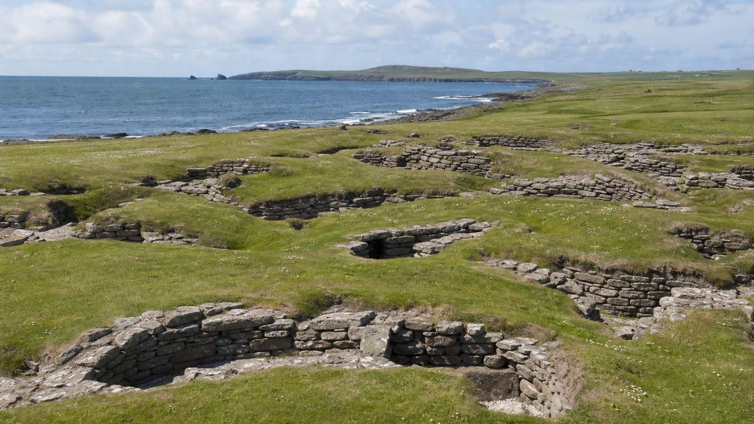 Sumburgh travel guide: How to experience the city without rushing 27 Day 2: Jarlshof and Old Scatness