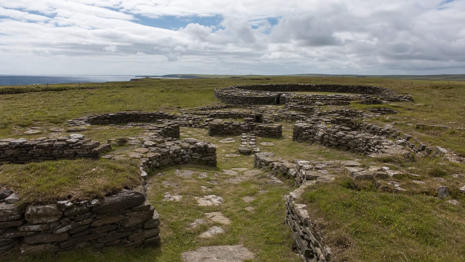 Sumburgh travel guide: How to experience the city without rushing 29 Day 4: Broch Country