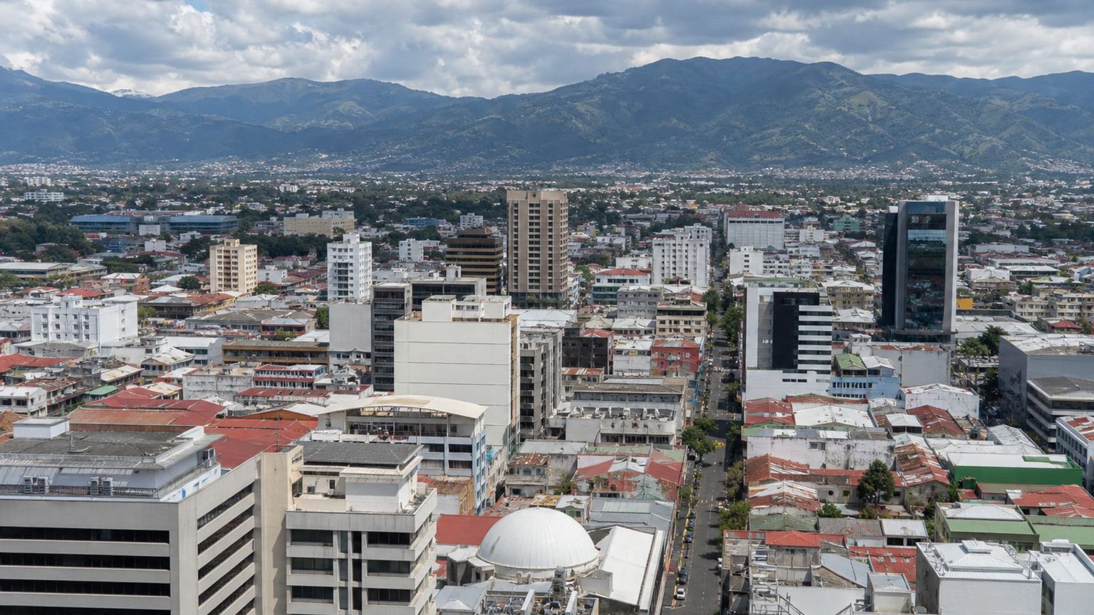 San José travel guide: How to experience the city without rushing 32 Business-class flights from the US to San José