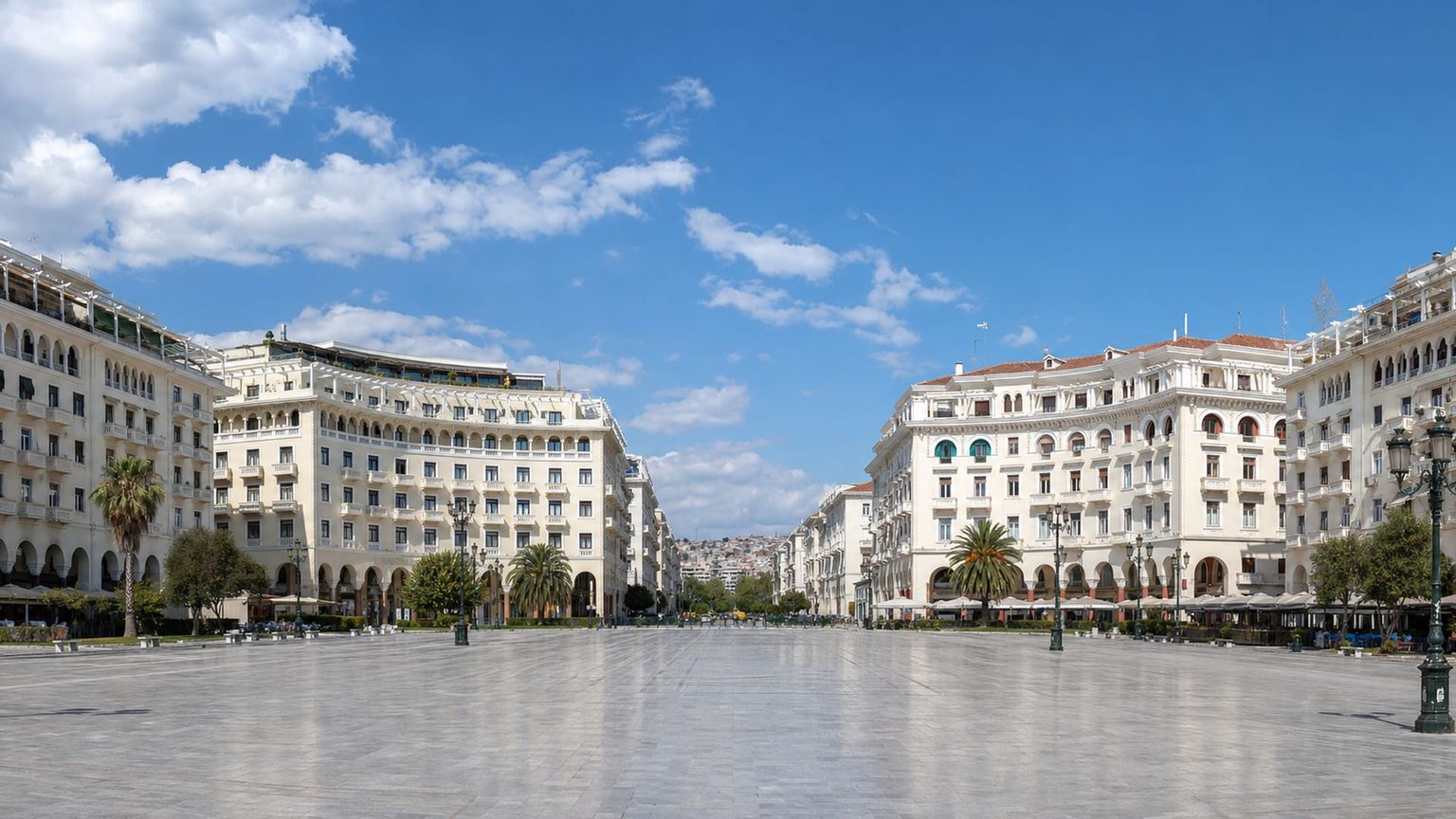 Thessaloniki travel guide: How to experience the city without rushing 21 Aristotelous Square