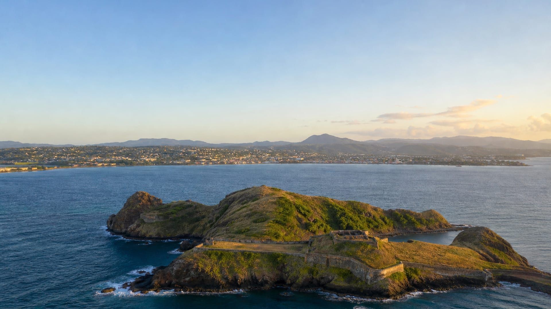 Saint Lucia Island travel guide: How to experience the city without rushing 1 SLU hero Saint Lucia Island travel guide: How to experience the city without rushing
