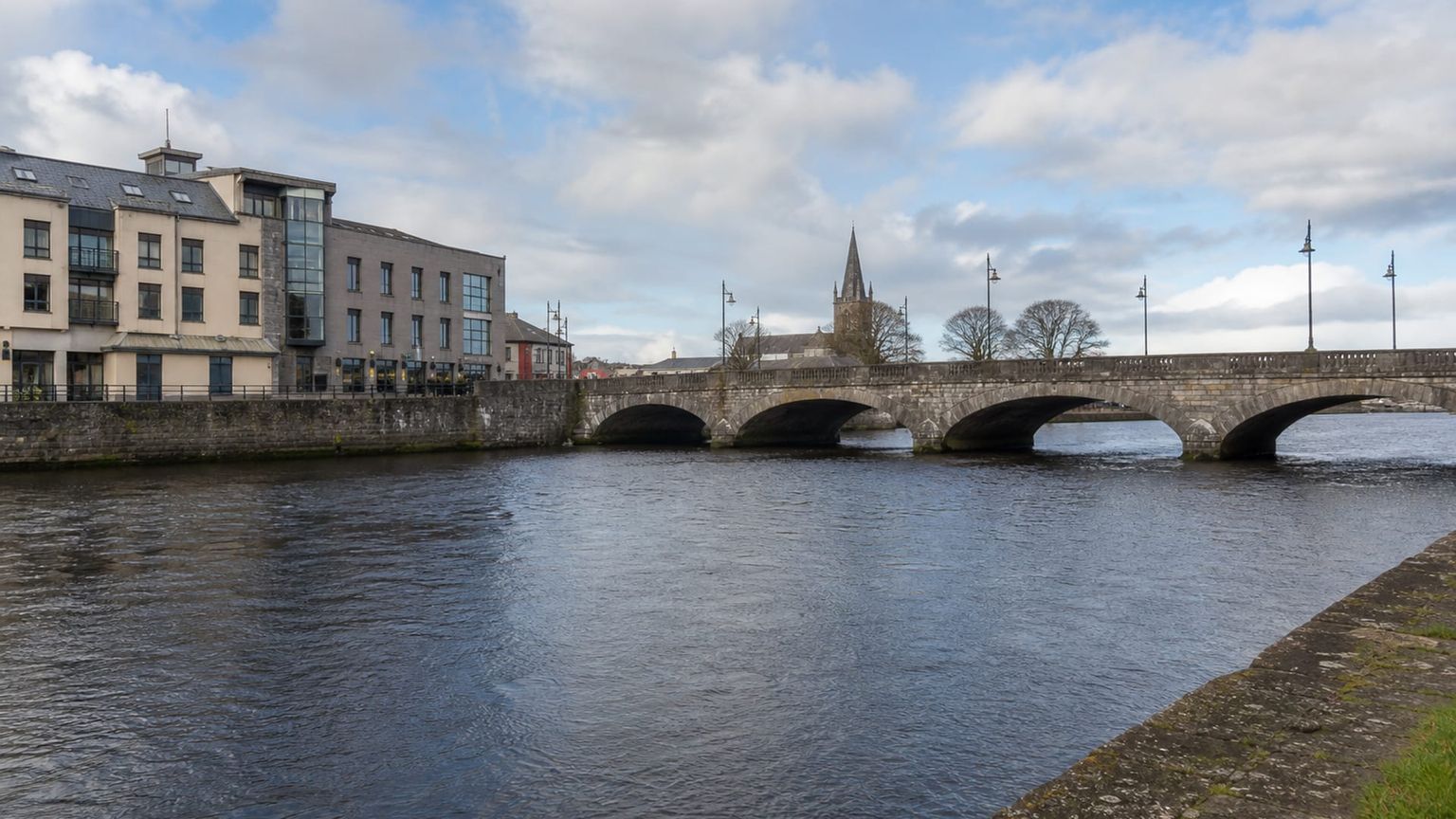 Shannon travel guide: How to experience the city without rushing 25 Day 1: Arrival and Adjustment