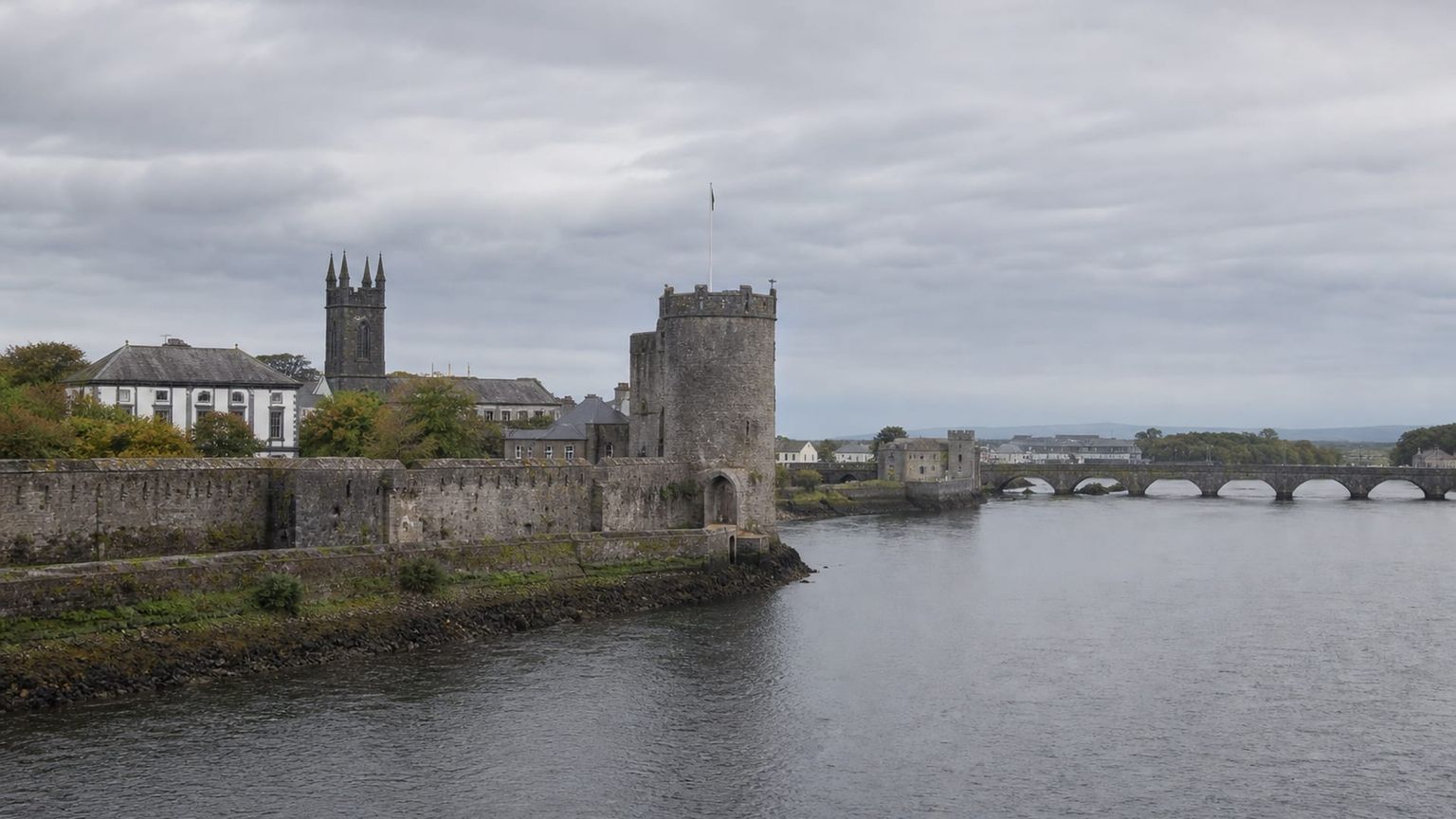 Shannon travel guide: How to experience the city without rushing 29 Day 5: Shannon Town and Departure