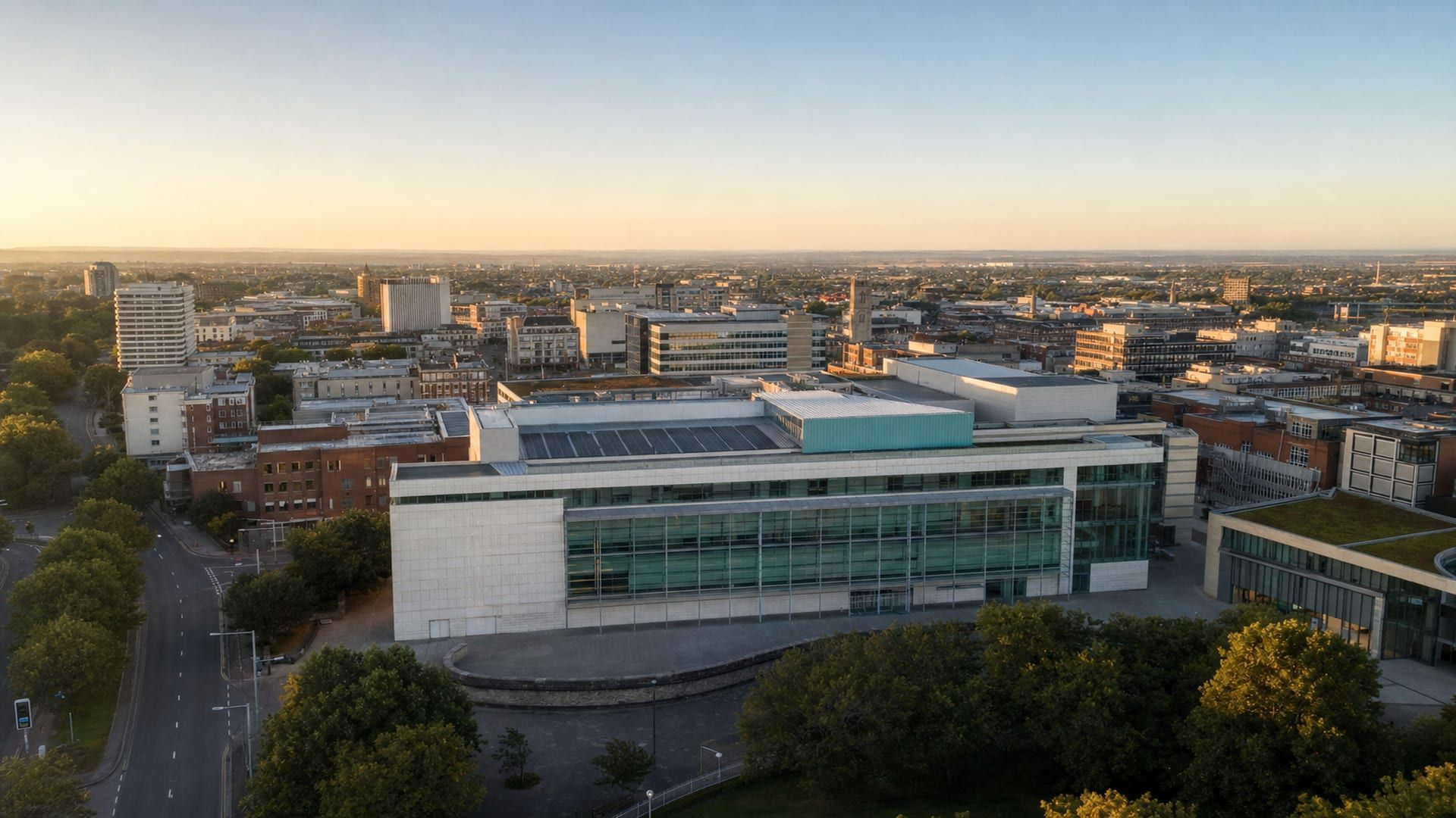SOU hero Southampton travel guide: How to experience the city without rushing