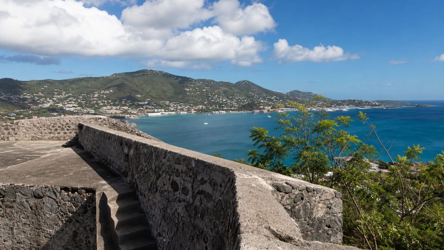 Saint Thomas travel guide: How to experience the city without rushing 27 Day 1: Arrival and Adjustment