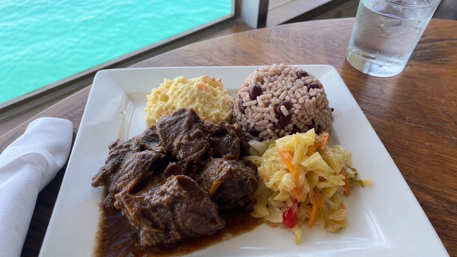 Saint Thomas travel guide: How to experience the city without rushing 26 Traditional food