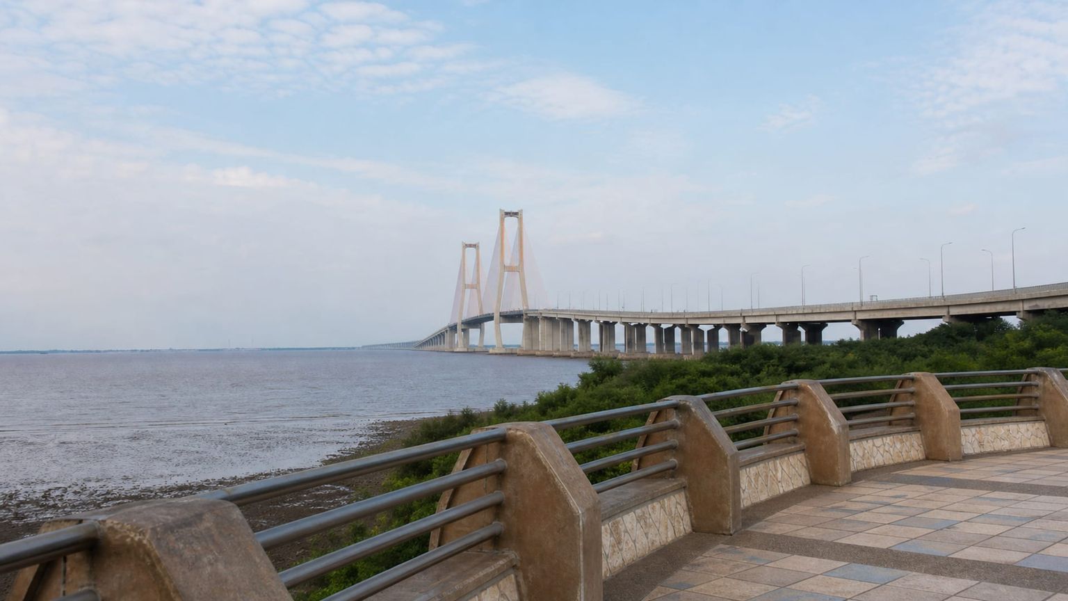 Surabaya travel guide: How to experience the city without rushing 29 Day 3: Bungkul and Suramadu