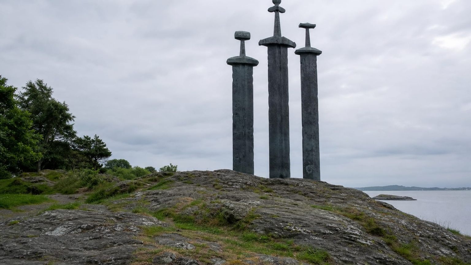 Stavanger travel guide: How to experience the city without rushing 29 Day 3: Hafrsfjord and Harbor Walks