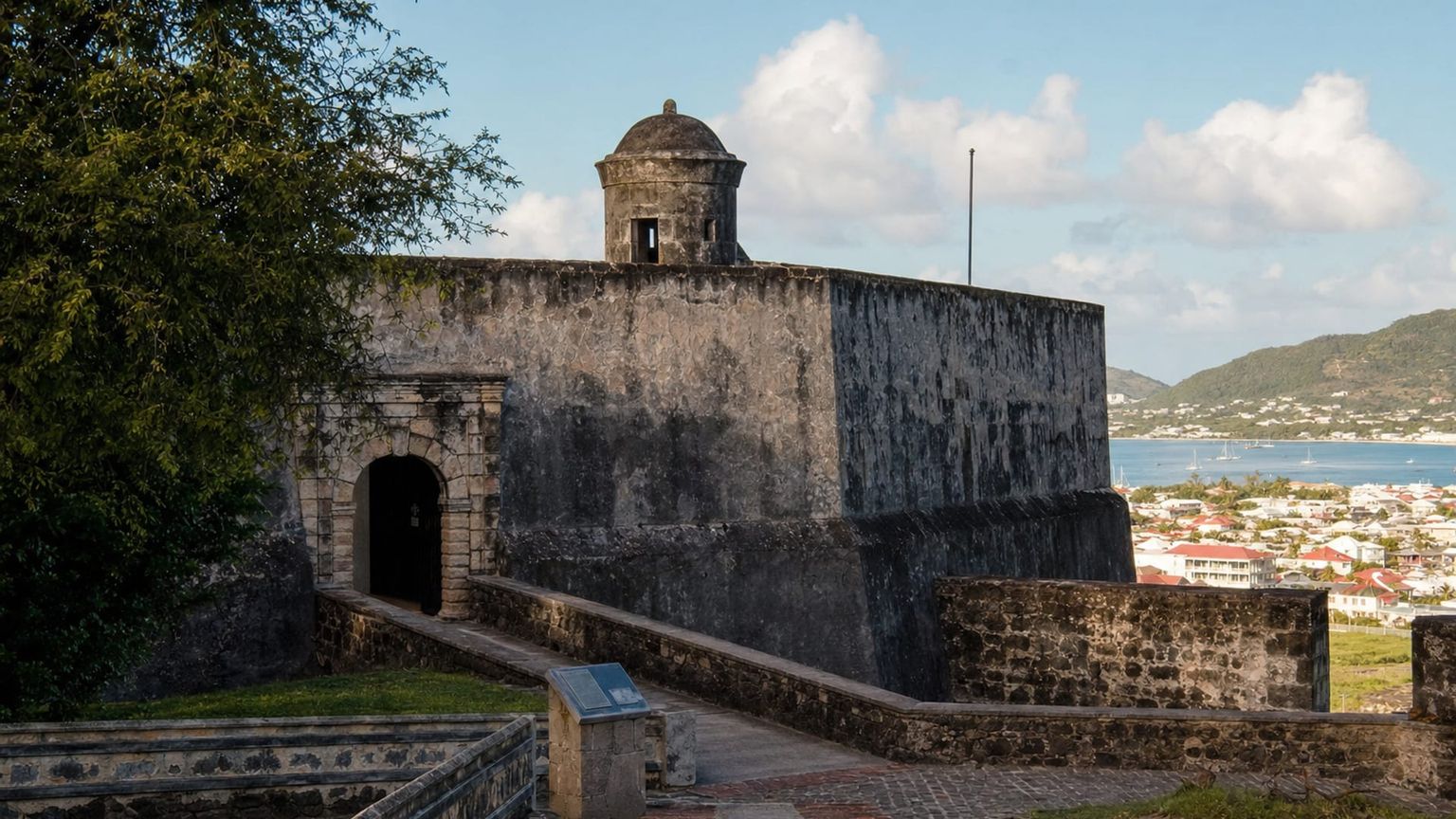 Beacon Hill travel guide: How to experience the city without rushing 30 Day 4: Fort Amsterdam and Bay Views