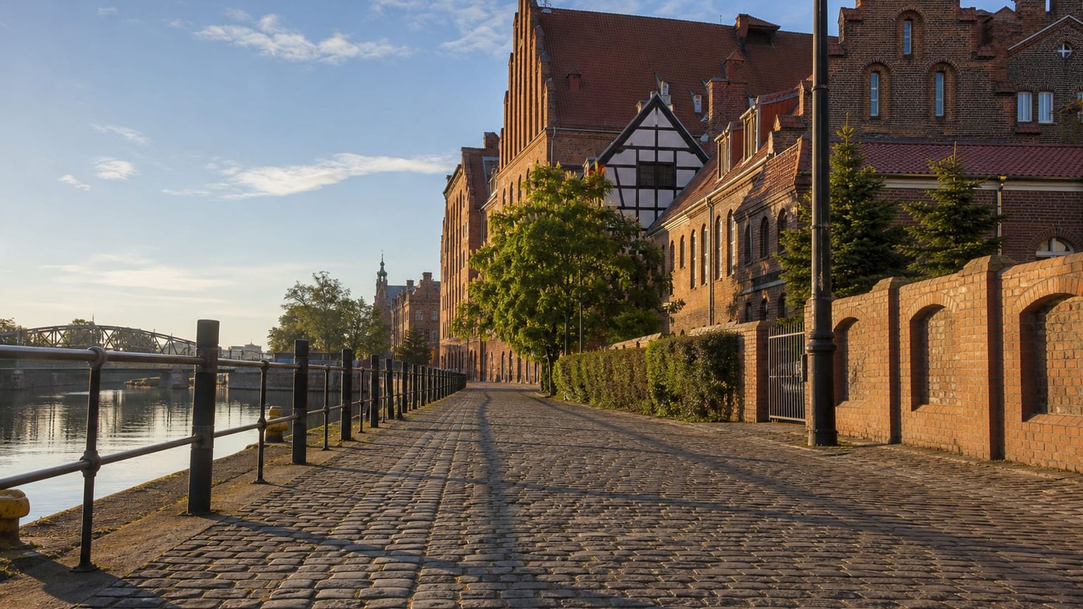 Szczecin travel guide: How to experience the city without rushing 16 Nad Odrą