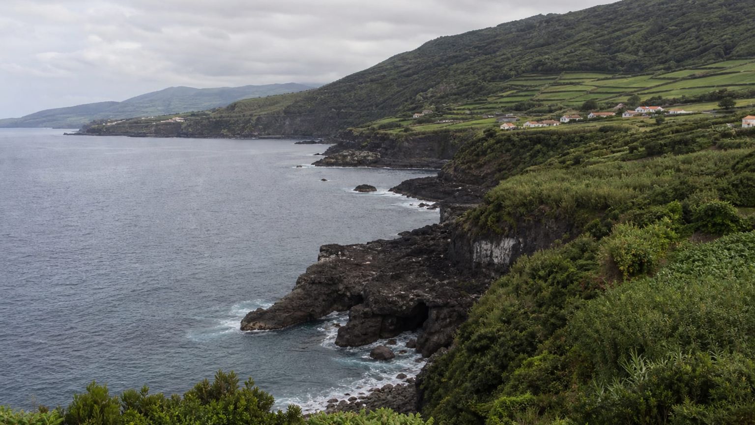 Terceira Island travel guide: How to experience the city without rushing 3 Useful things to know