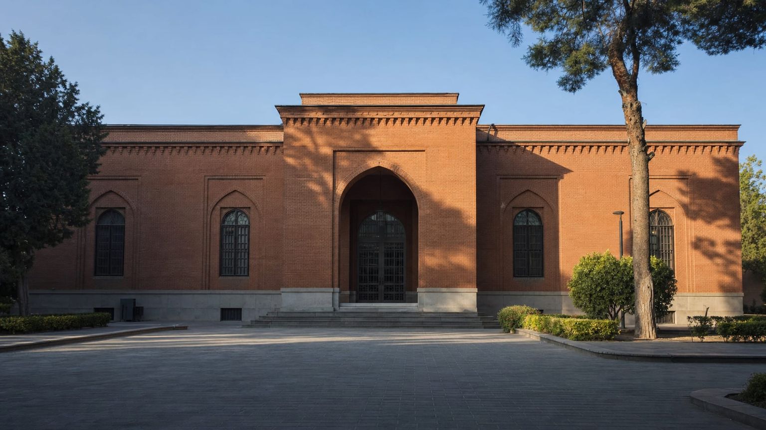 Tehran travel guide: How to experience the city without rushing 22 National Museum of Iran