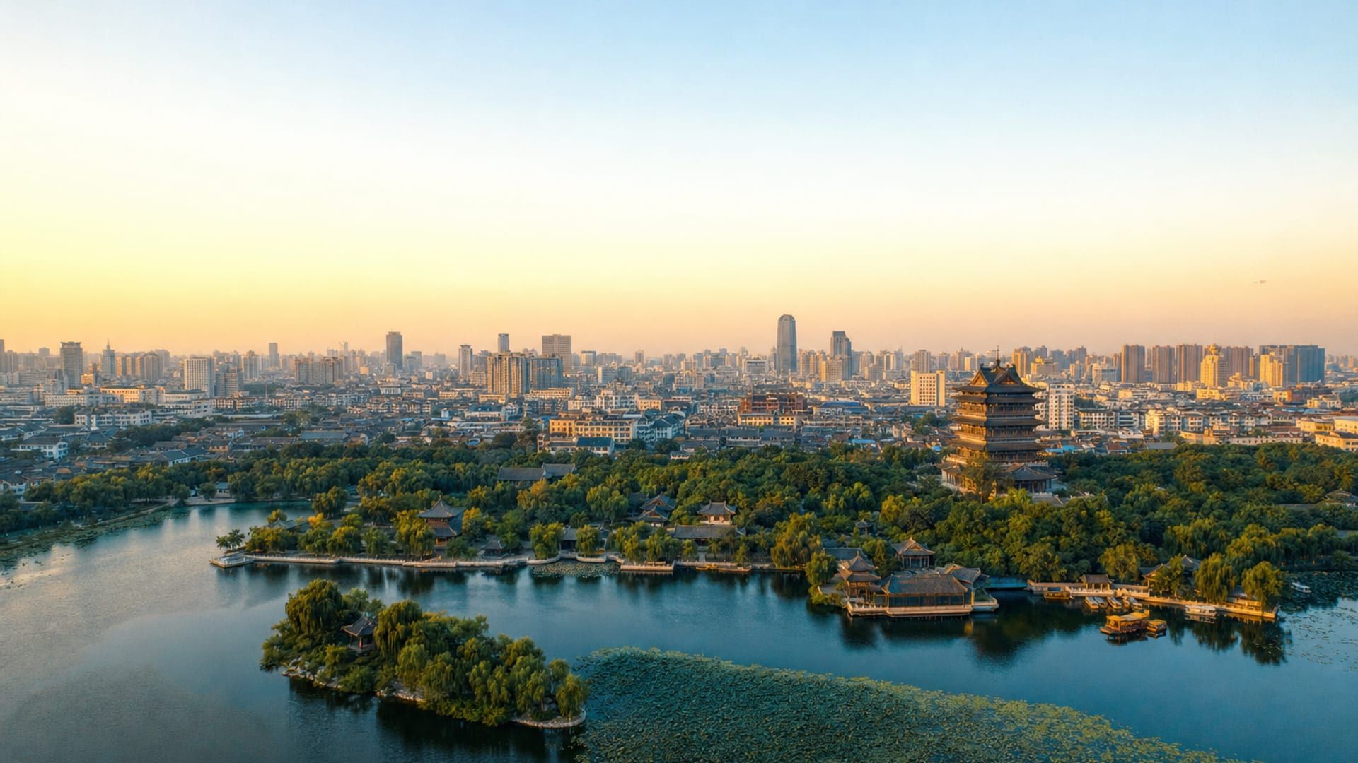 TNA hero Jinan travel guide: How to experience the city without rushing