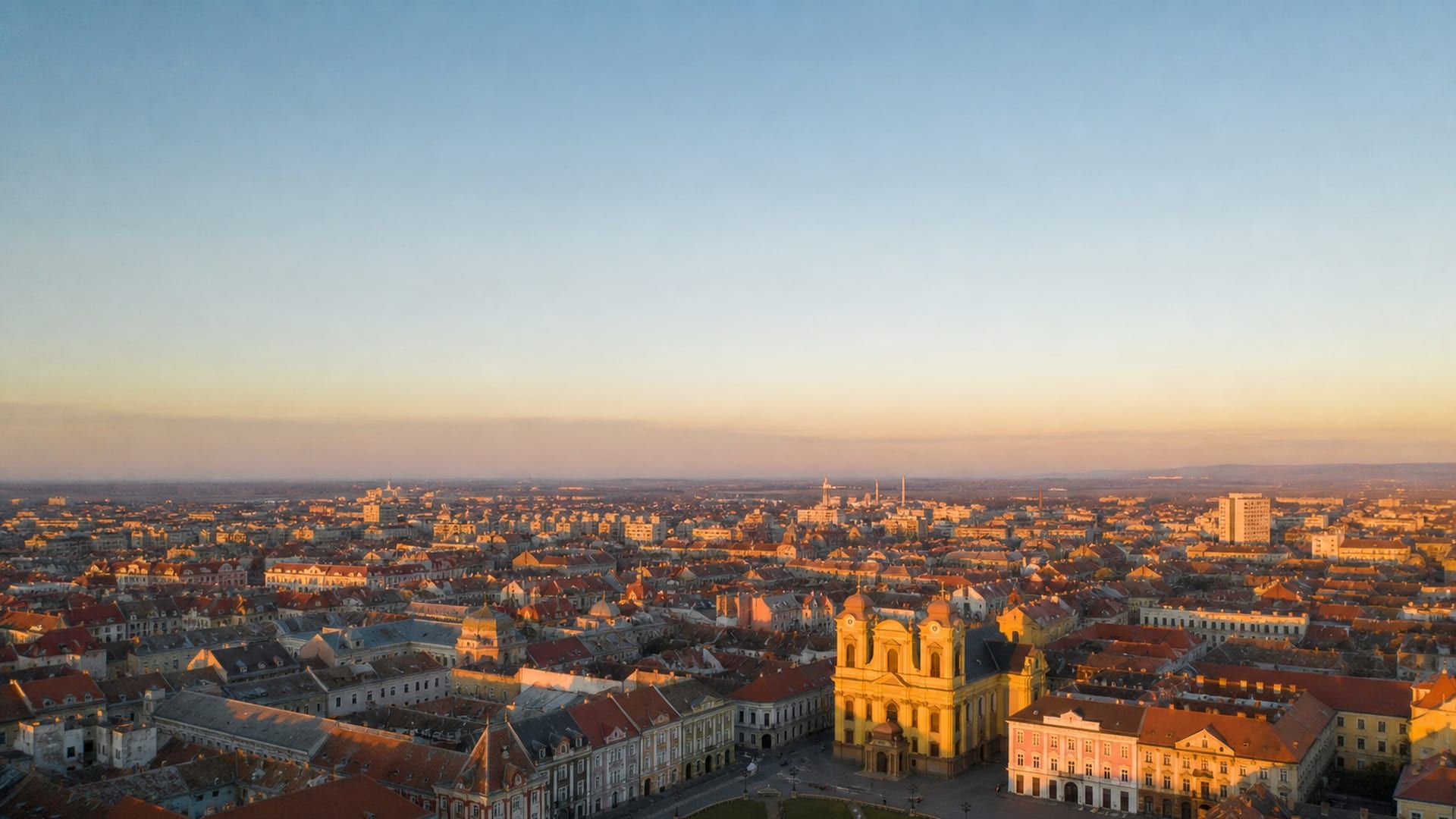 TSR hero Timişoara travel guide: How to experience the city without rushing