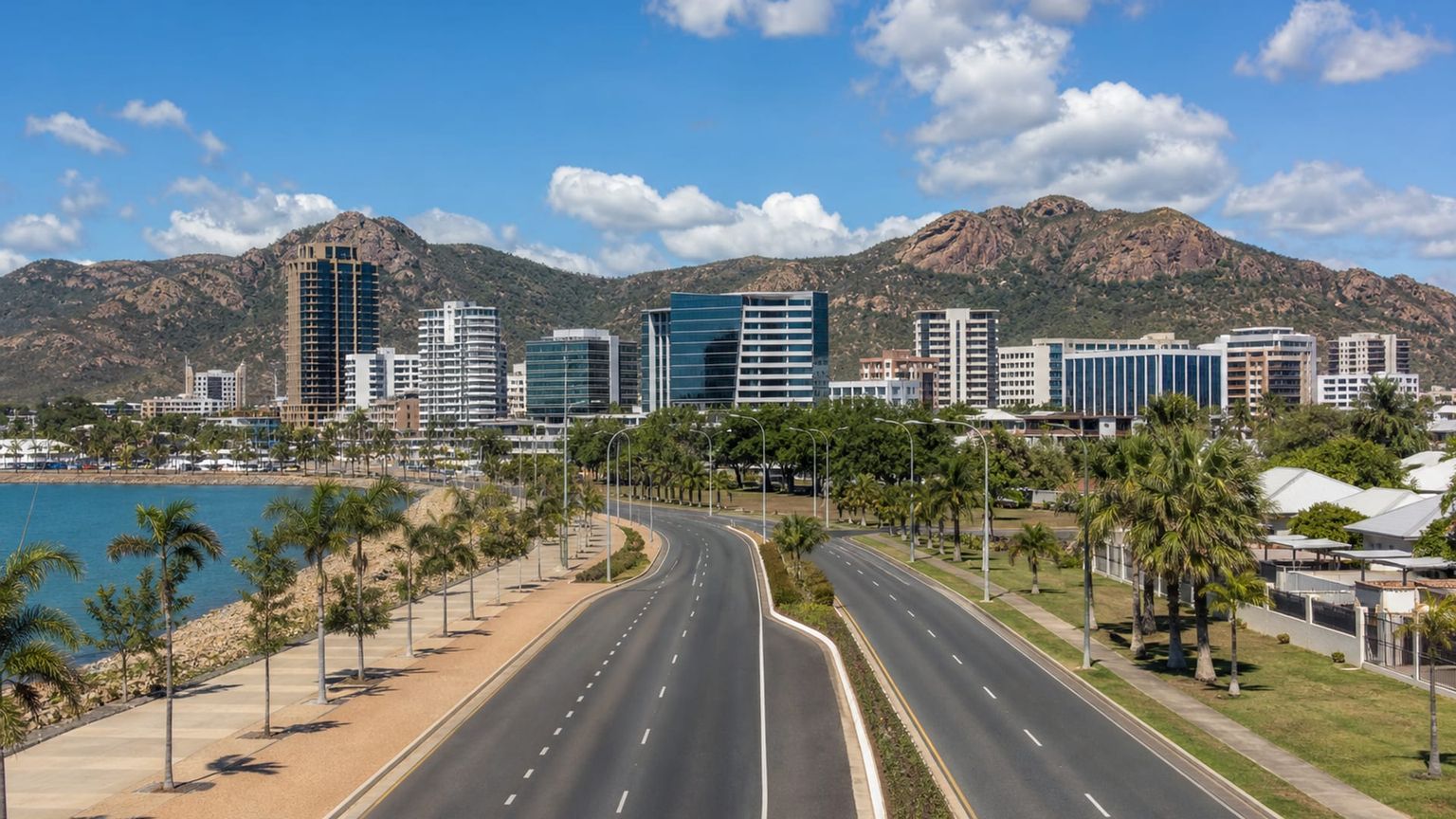 Townsville travel guide: How to experience the city without rushing 32 Business-class flights from the US to Townsville