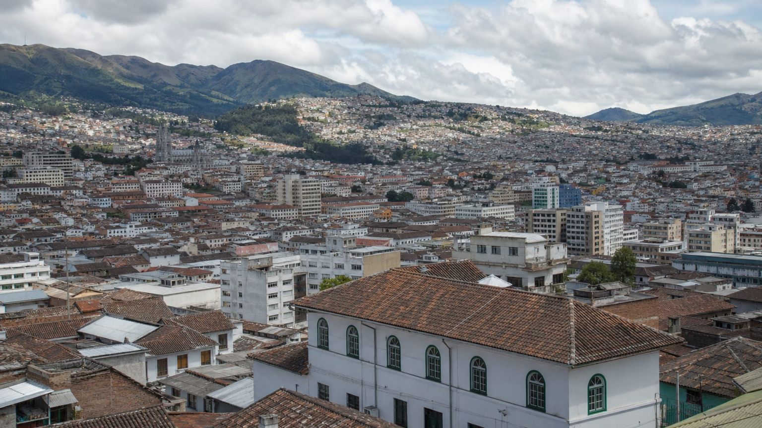 Quito travel guide: How to experience the city without rushing 3 Useful things to know