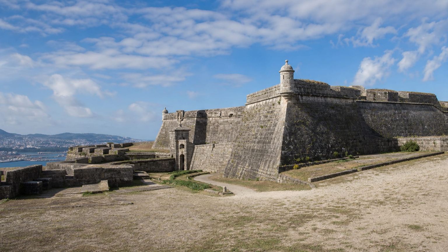 Vigo travel guide: How to experience the city without rushing 20 Castro Fortress
