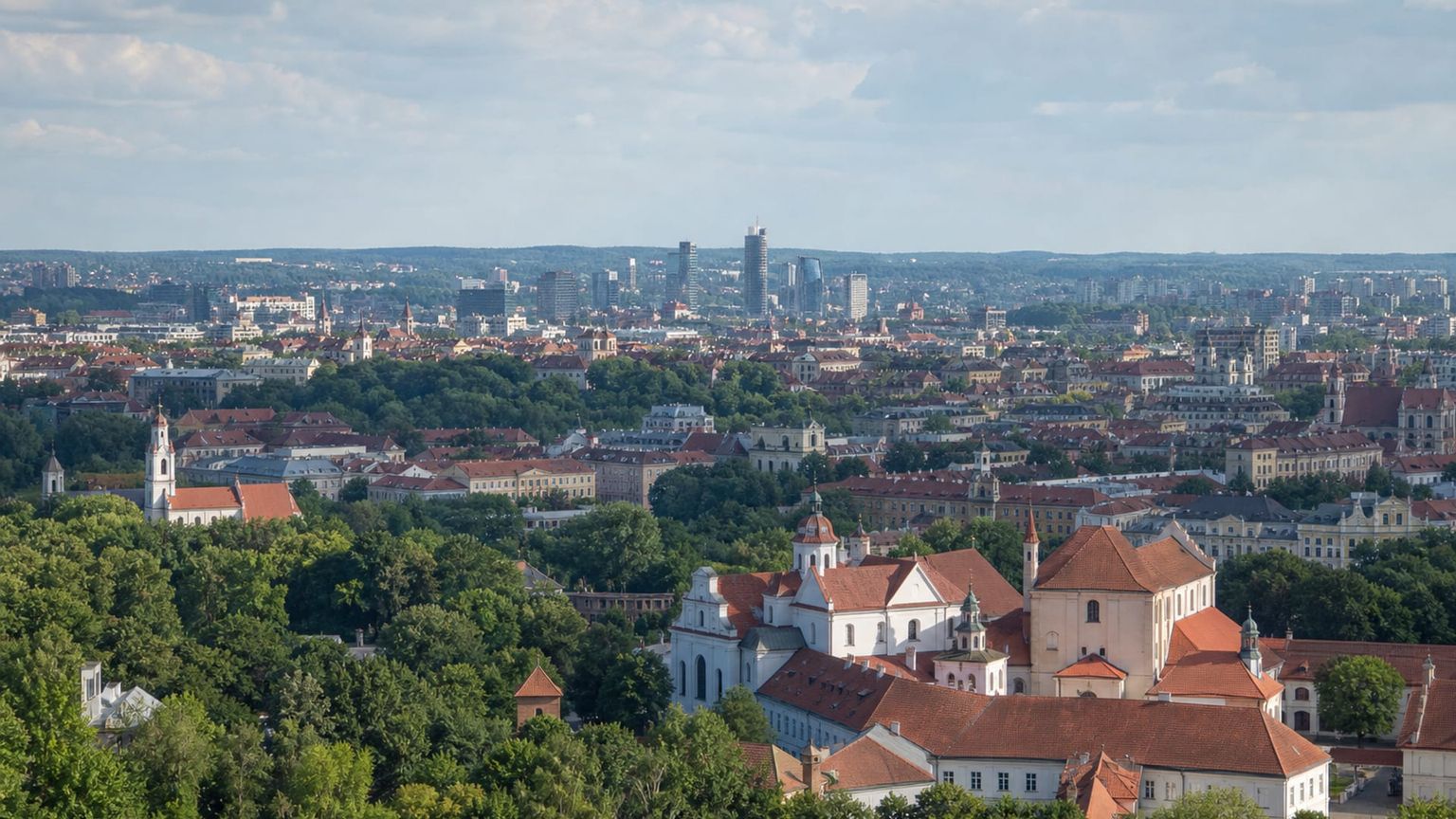 Vilnius travel guide: How to experience the city without rushing 31 Business-class flights from the US to Vilnius