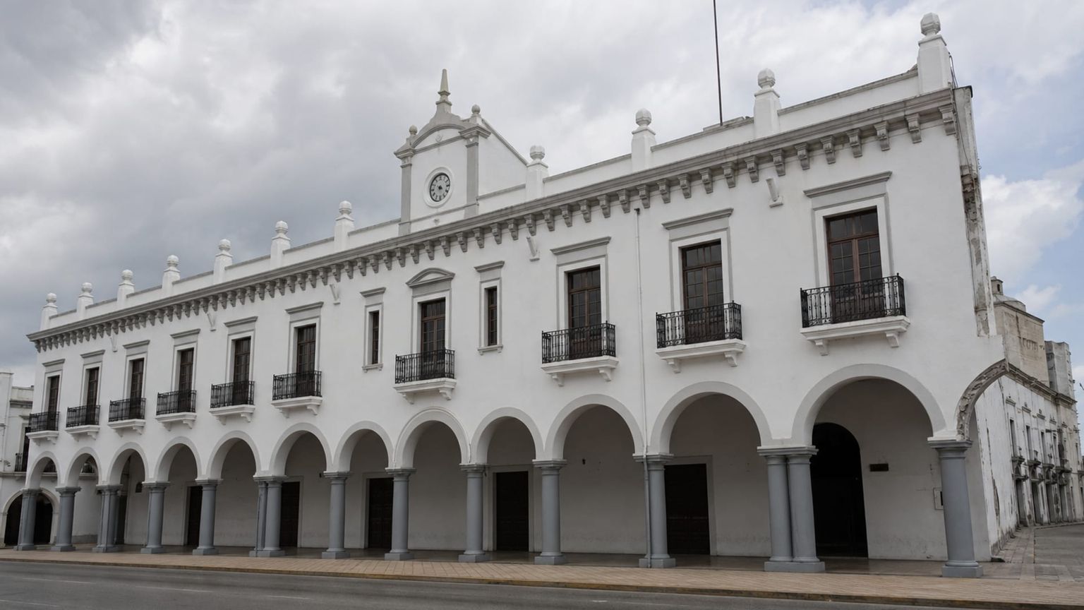 Villahermosa travel guide: How to experience the city without rushing 26 Day 1: Arrival and Adjustment