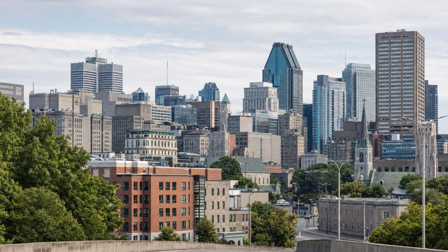 Montréal travel guide: How to experience the city without rushing 32 Business-class flights from the US to Montréal