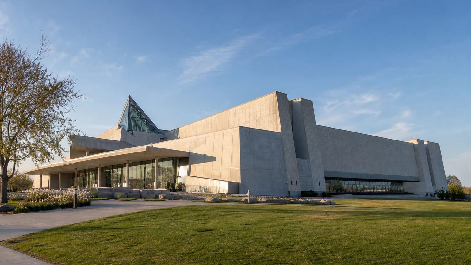 Ottawa travel guide: How to experience the city without rushing 23 Canadian War Museum