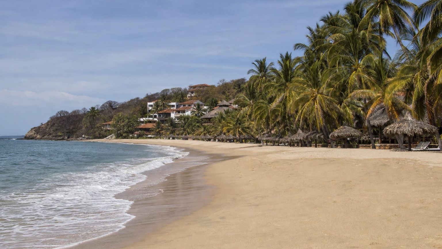 Ixtapa-Zihuatanejo travel guide: How to experience the city without rushing 27 Day 1: Arrival and Adjustment