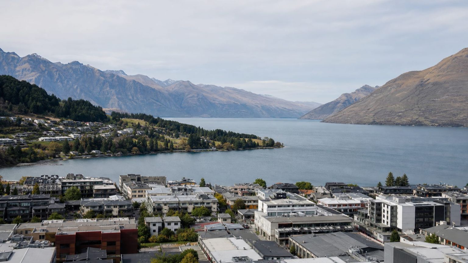 Queenstown travel guide: How to experience the city without rushing 3 Useful things to know